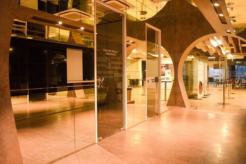 L’Oréal, Mumbai — interior by Kshitij Interiors.